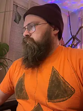 cubflower online show from 12-19-25, 04:05