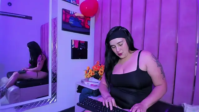 Snapshot of Alisson_sweet_ chatting on 02-23-26, 12:39 Alisson sweet online show from 02-23-26, 12:39