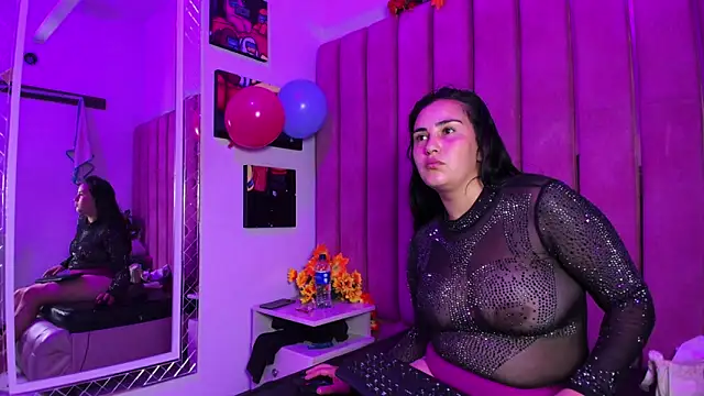 Snapshot of Alisson_sweet_ chatting on 02-25-26, 12:27 Alisson sweet online show from 02-25-26, 12:27