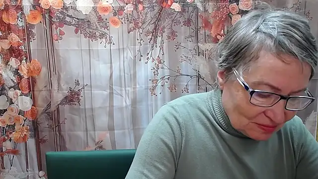 OlgaLuck online show from 03-31-26, 05:20