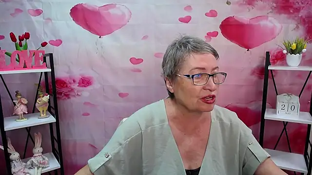OlgaLuck online show from 05-20-26, 05:04