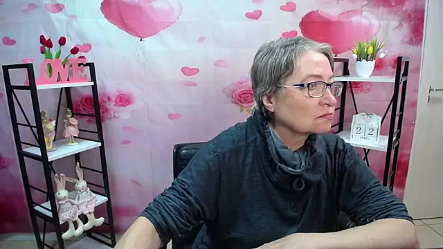 Snapshot of OlgaLuck chatting on 04-22-26, 05:03 OlgaLuck online show from 04-22-26, 05:03