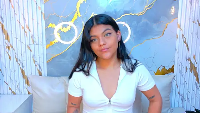 Snapshot of NIKIBUNNY chatting on 01-13-26, 12:09 NIKIBUNNY online show from 01-13-26, 12:09