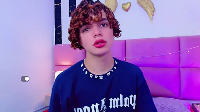 Skyee angel online show from 01-10-26, 07:42