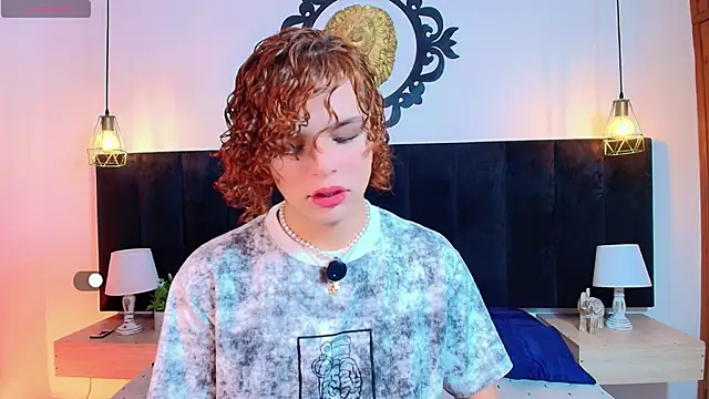 Skyee angel online show from 04-19-26, 01:23