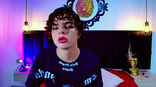 Skyee angel online show from 12-18-25, 07:18