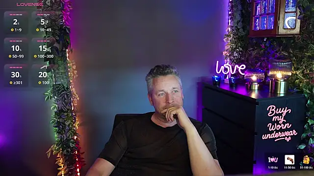 Hunter Fl online show from 04-25-26, 04:37