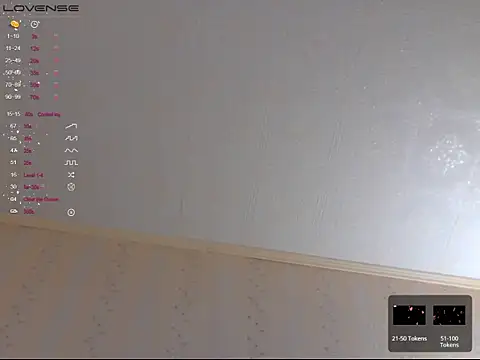 Snapshot of LustfulSarah chatting on 10-05-25, 01:35 LustfulSarah online show from 10-05-25, 01:35