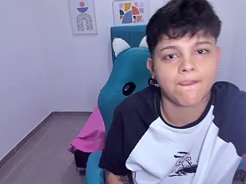  ian sweet online show from 12-02-25, 07:26