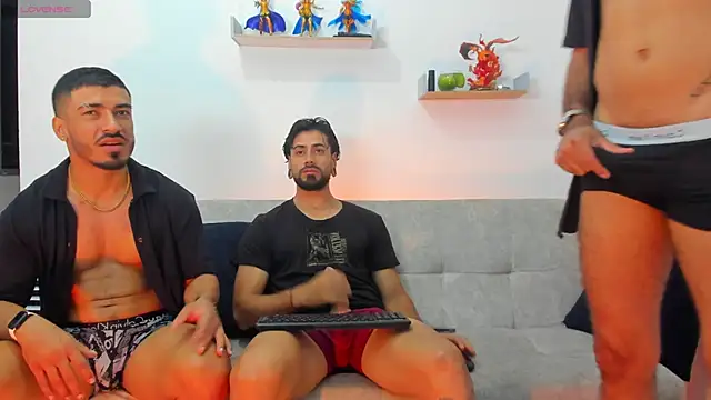 heteros curious online show from 04-24-26, 12:56