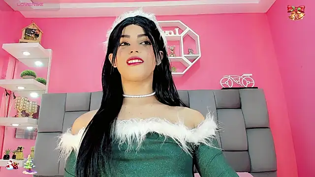 DaleskaSanchez online show from 12-19-25, 08:33