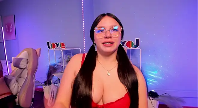 ValeryPalmer online show from 12-15-25, 11:38