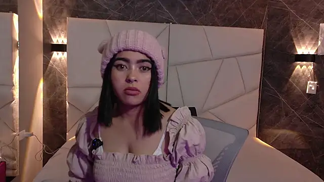 mia violet8 online show from 11-24-25, 02:00