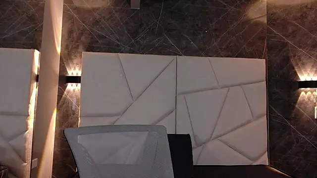 mia violet8 online show from 11-25-25, 12:22