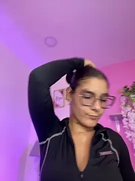 LauraRaider online show from 07-12-26, 12:33