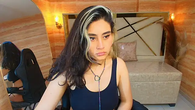 sofi r  online show from 02-19-26, 01:19