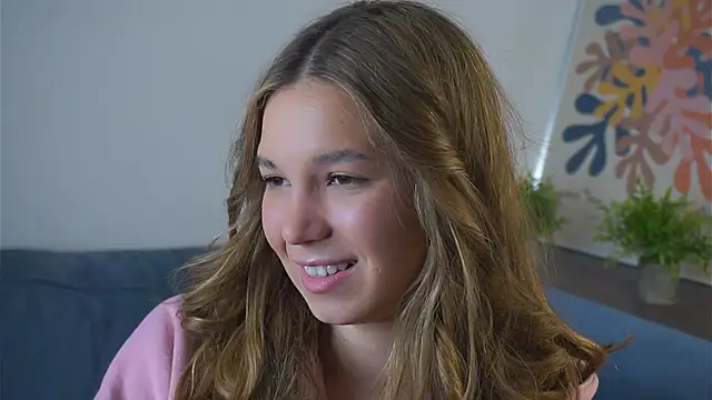 Snapshot of AmparoCilek chatting on 02-17-26, 08:50 AmparoCilek online show from 02-17-26, 08:50