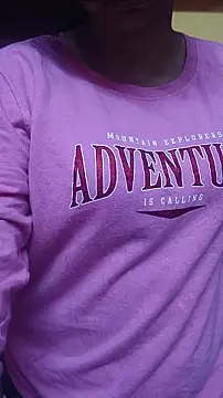 Snapshot of SameeraReddy19 chatting on 02-02-26, 02:43 SameeraReddy19 online show from 02-02-26, 02:43