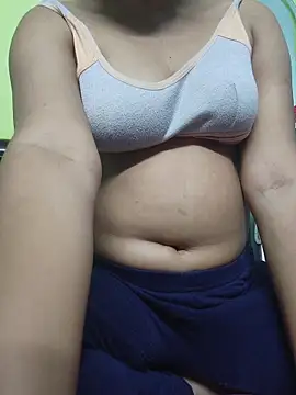 Snapshot of SameeraReddy19 chatting on 02-24-26, 01:01 SameeraReddy19 online show from 02-24-26, 01:01