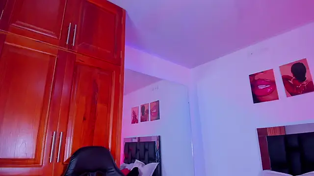 ValeryTs1 online show from 02-14-26, 05:57