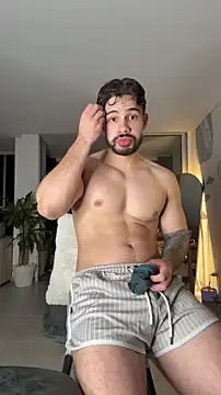 Valenthino Salvatore online show from 03-02-26, 02:12