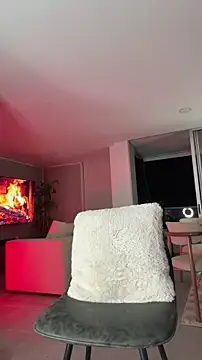 Valenthino Salvatore online show from 12-16-25, 05:11