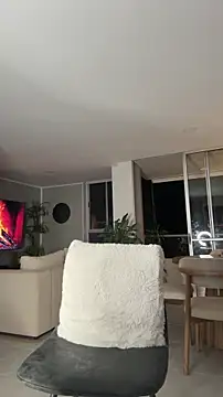 Valenthino Salvatore online show from 03-16-26, 03:47