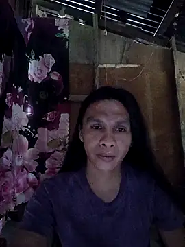 lovelycarla32 online show from 12-18-25, 02:38