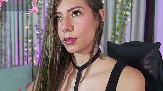 BritneyCortz  online show from 12-20-25, 11:07