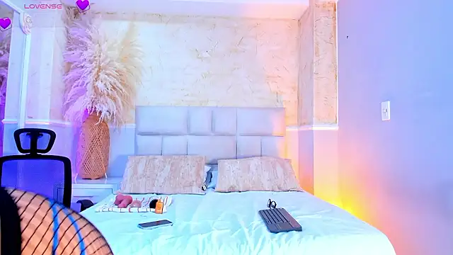 BritneyCortz  online show from 02-03-26, 10:04