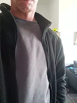 hamstiboy55 online show from 05-11-26, 04:15