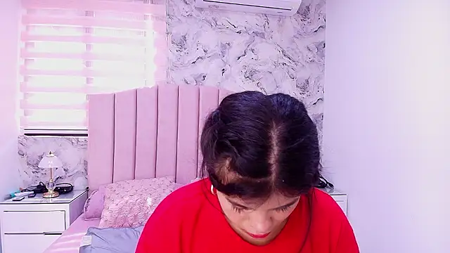 Snapshot of katsumi_yan chatting on 02-17-26, 07:11 katsumi yan online show from 02-17-26, 07:11