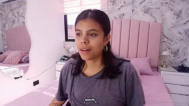 Snapshot of katsumi_yan chatting on 01-18-26, 07:39 katsumi yan online show from 01-18-26, 07:39