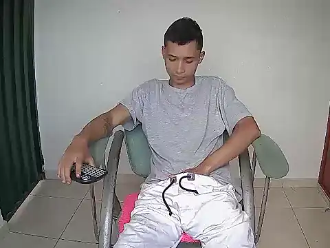 Dereck245 online show from 11-23-25, 06:40