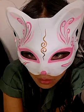 Mitsuarii online show from 12-19-25, 10:01