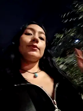 Eveeelyn25 online show from 06-11-26, 12:54