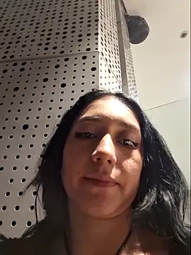 Eveeelyn25 online show from 05-09-26, 12:14