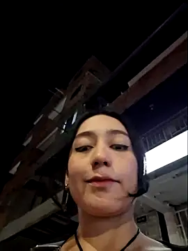 Eveeelyn25 online show from 05-08-26, 02:15