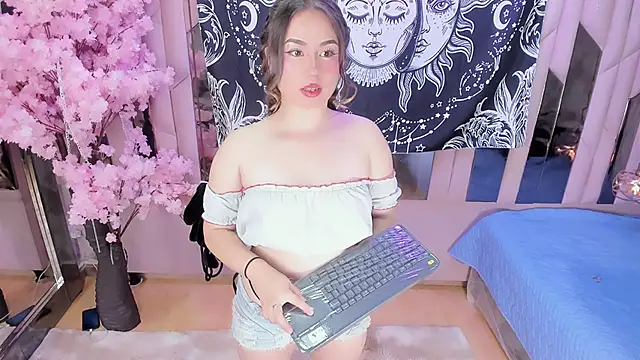 Naomistart online show from 12-14-25, 09:20