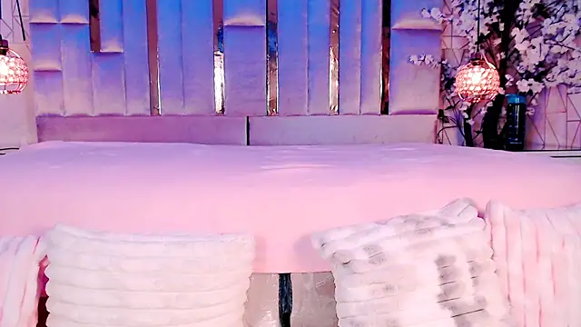 Naomistart online show from 03-06-26, 05:46