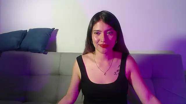 Snapshot of hanna__jones7 chatting on 02-25-26, 11:48 hanna jones7 online show from 02-25-26, 11:48