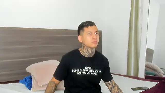 Andrew sanders68 online show from 11-30-25, 03:29