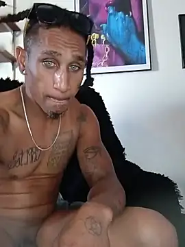 MTheRealrDLlongCrippler online show from 06-18-26, 04:56
