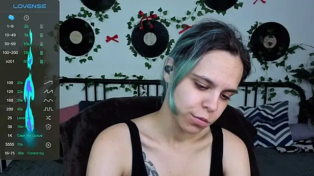 Snapshot of LiraBelle chatting on 07-10-26, 03:17 LiraBelle online show from 07-10-26, 03:17