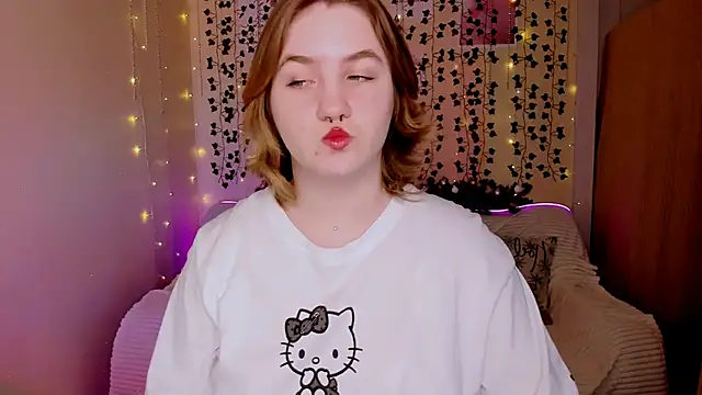 lovelyy julia online show from 12-20-25, 06:05