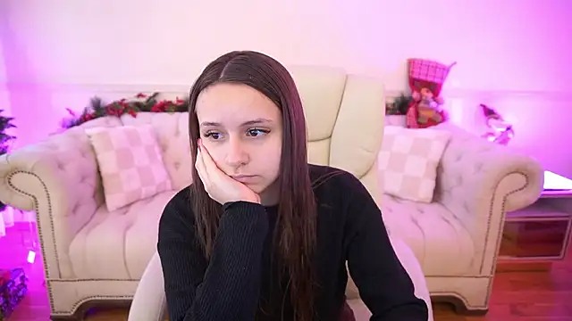 TinyNatalie online show from 01-15-26, 07:45