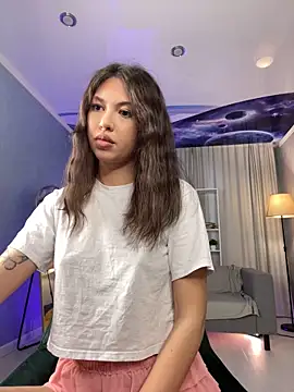 Mia Sleem online show from 11-30-25, 08:37