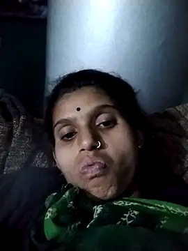 Snapshot of Daily_lust chatting on 02-06-26, 03:19 Daily lust online show from 02-06-26, 03:19