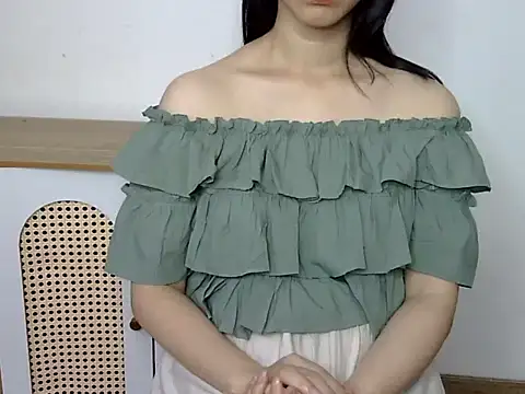 Snapshot of Alice-Hot88 chatting on 11-22-25, 08:57 Alice-Hot88 online show from 11-22-25, 08:57