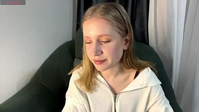 Alice meow15 online show from 12-15-25, 08:25